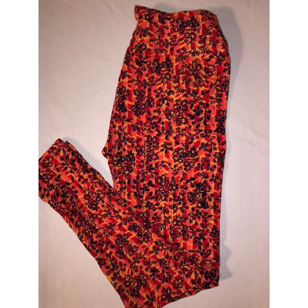 NWOT LuLaRoe Leggings OS